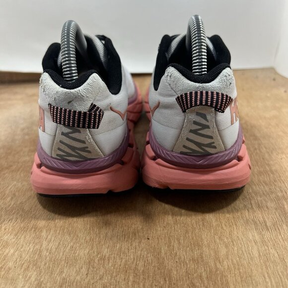 Hoka One One Clifton 6 Women Size 7.5 Running Shoes Pink Sneakers - Picture 4 of 9